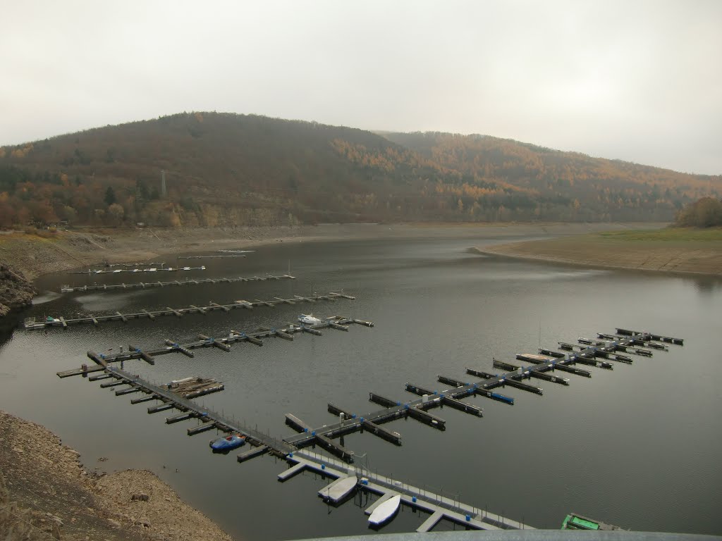 Edersee im Spätherbst by bilderali