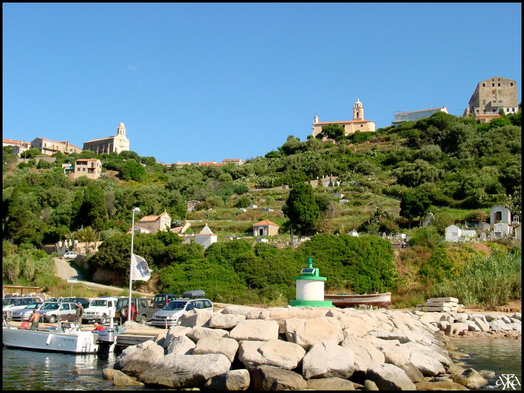 Les deux églises de Cargèse vues du port. by ANDRE GARDELLA