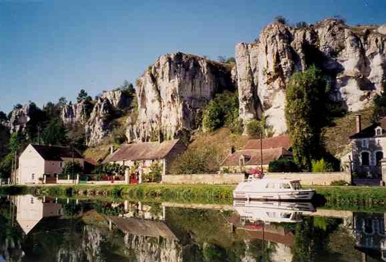 Canal du Nivernais - Felsen von Saussois by BB Saar