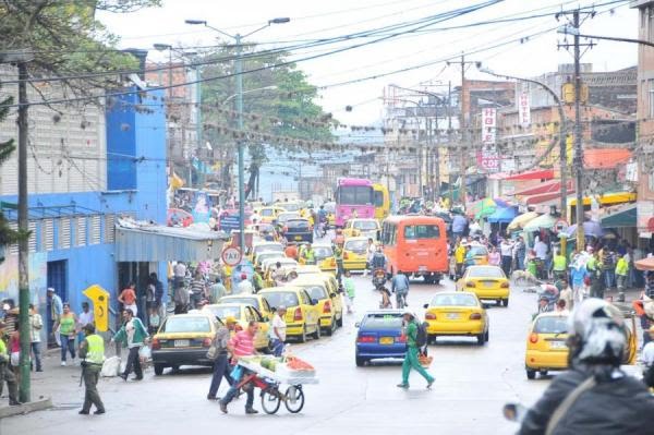 Cra 4 Calle 21 Plaza de Mercado by RONAL RICARDO LOPEZ