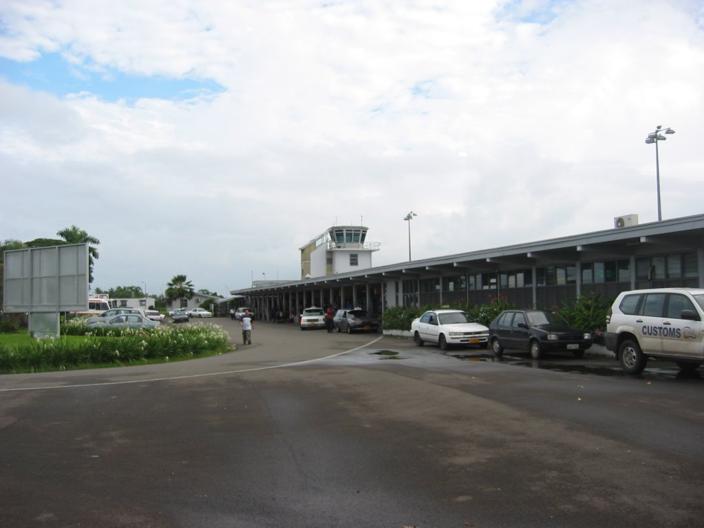 Nausori Airport by a.richichi