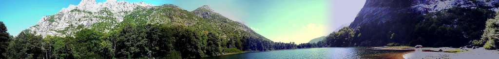 Laguna de la Plata, vista panoramica. by Renato Martinez