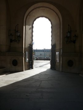 Dans les artères du Grand Louvre by zagreus