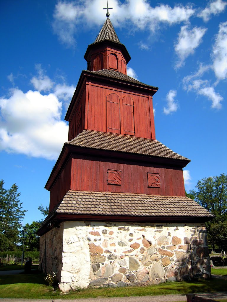 Bell tower of Inkoo Church by Petteri Kantokari