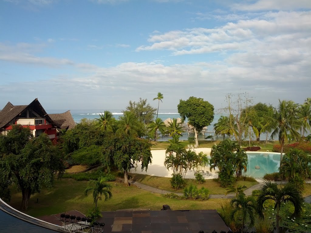 Le Méridien Tahiti Panoramic Ocean View by dannyswisher