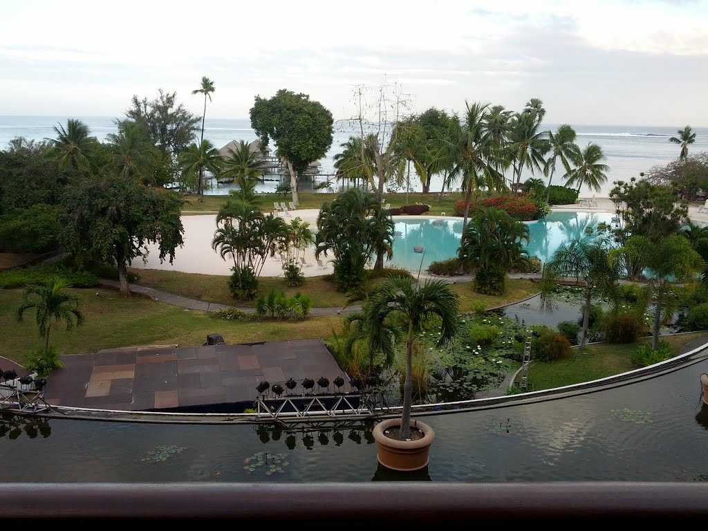 Le Méridien Tahiti Panoramic Ocean View by dannyswisher