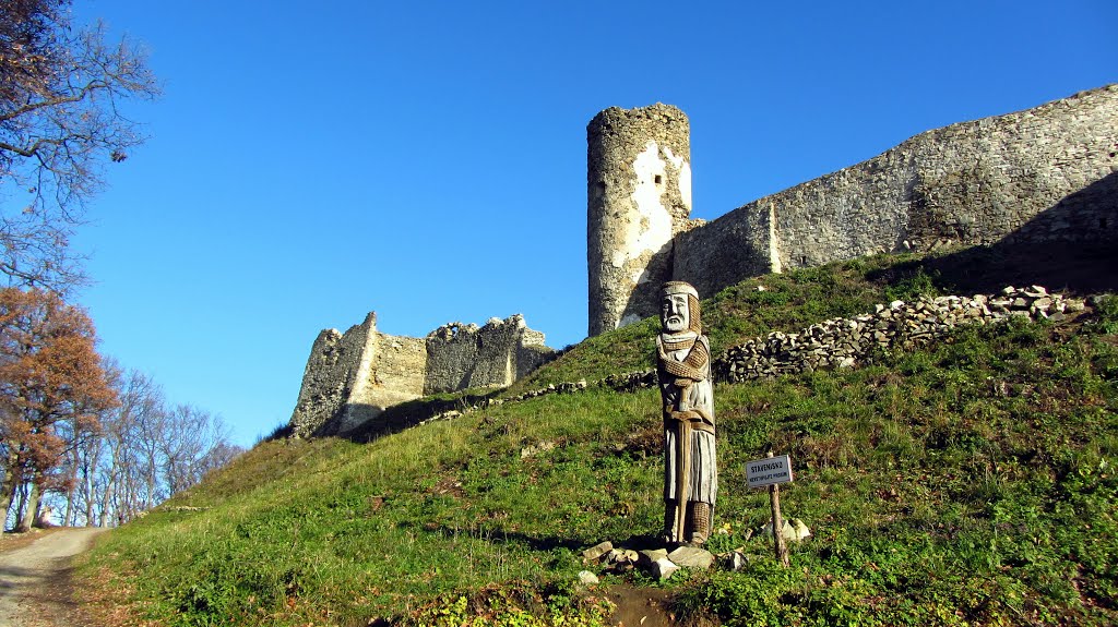 Šarišský hrad-hradby a veža blízko vstupnej brány by Majo 65