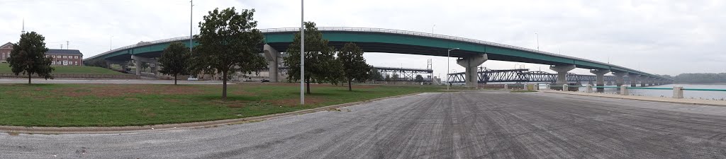 Keokuk–Hamilton Bridge, Keokuk, IA by chfstew