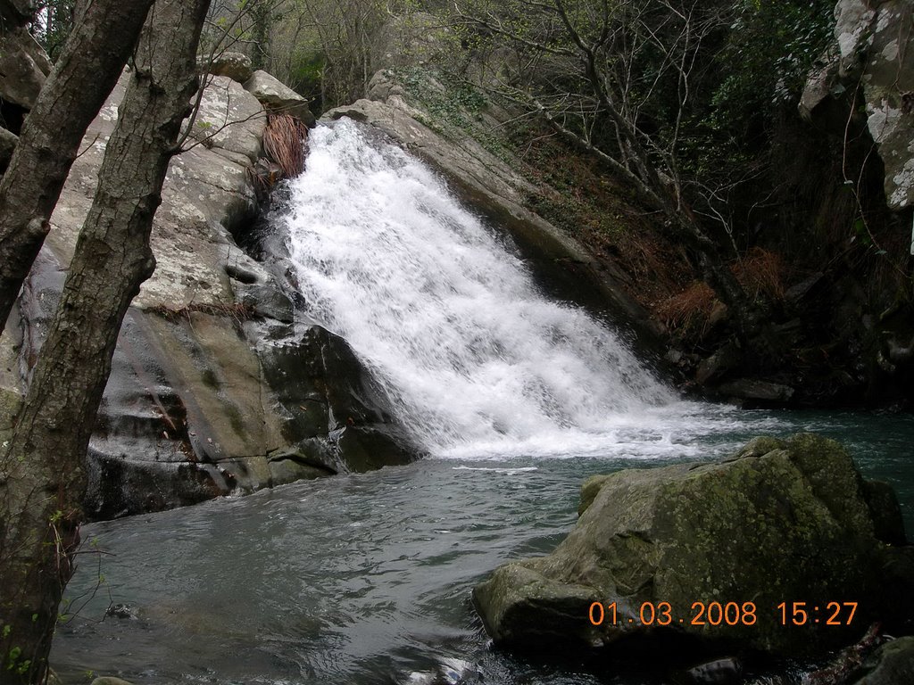 RIO DE LA MIEL (CASCADA) by luis,rosarioyjorge