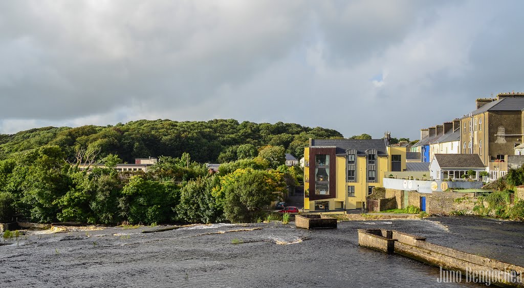 Ennis - Ireland by Juno Bengochea