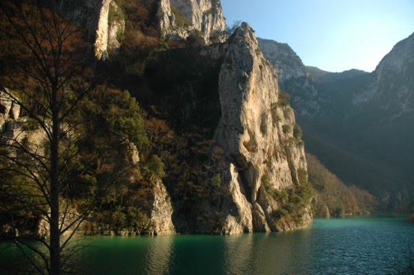 Riserva Naturale Statale della Gola del Furlo by Marchetourism