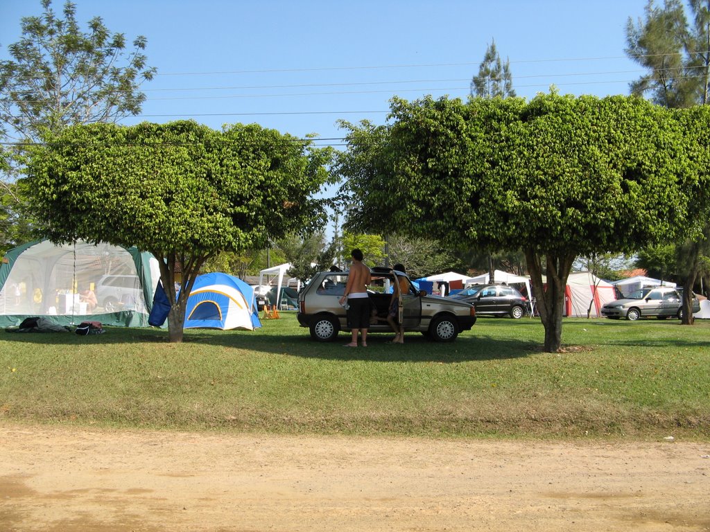 Camping Paineiras by gasd