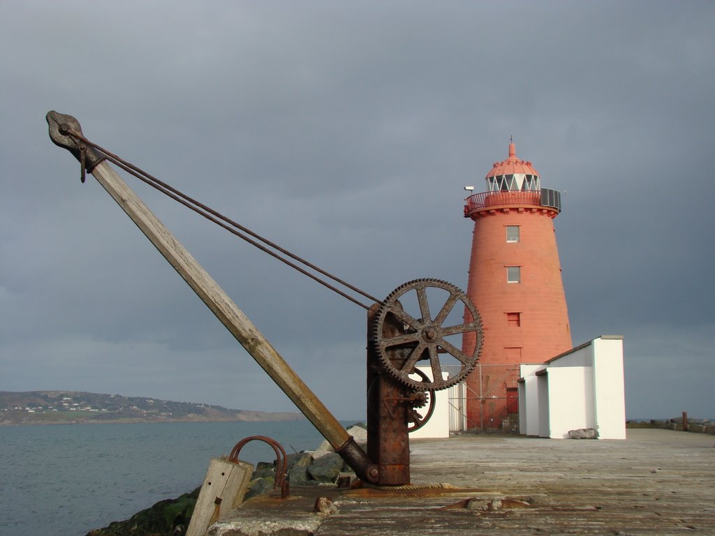 Dublin Port Lighthouse by Bubla