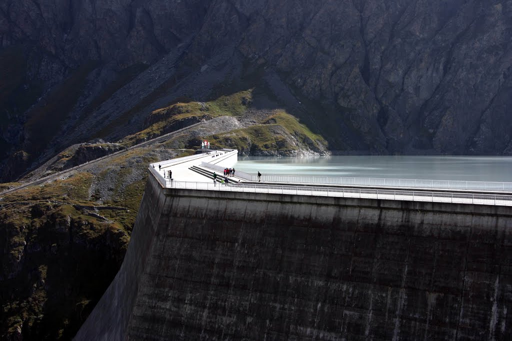 Grande Dixence Dam by tamask