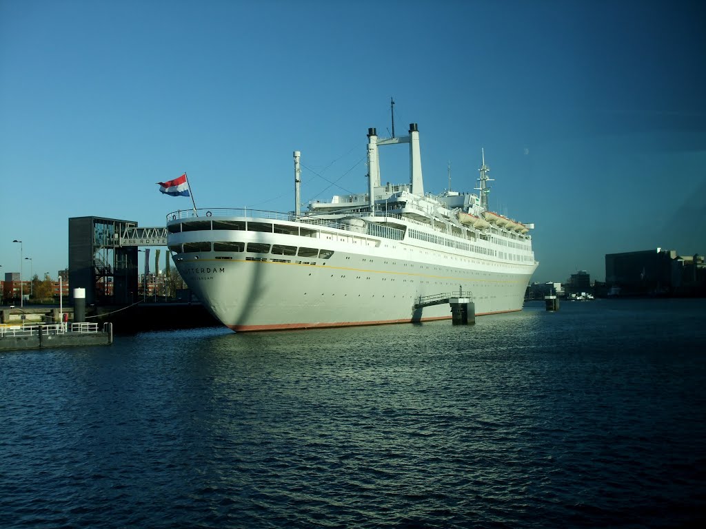 SS Rotterdam. by rustyruth