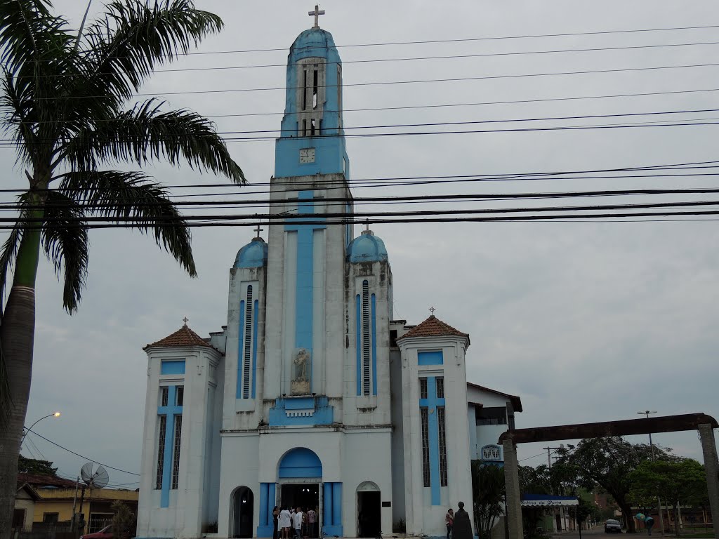 Igreja central de Carapebus by fabio_macahe