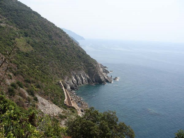 La Costa tra Vernazza e Corniglia by C Schenone