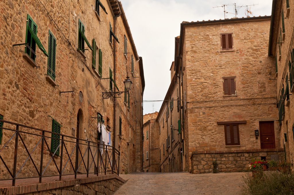 Volterra by © tegula