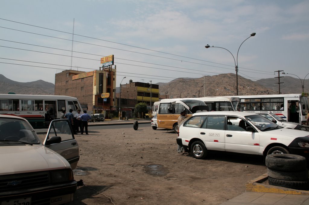 San Juan de Lurigancho by SAM-PC-TEC S.A.C.