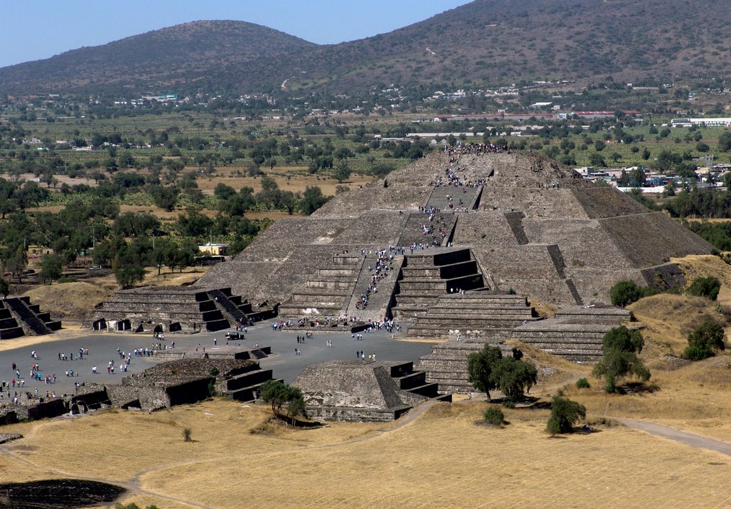 Teotihuacan-Mondpyramide by rokaPic40666