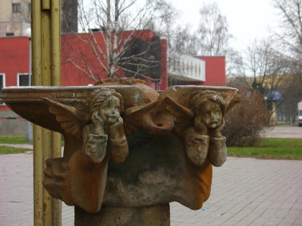 Fountain in Kurasoŭščyna by Andrej Kuźniečyk