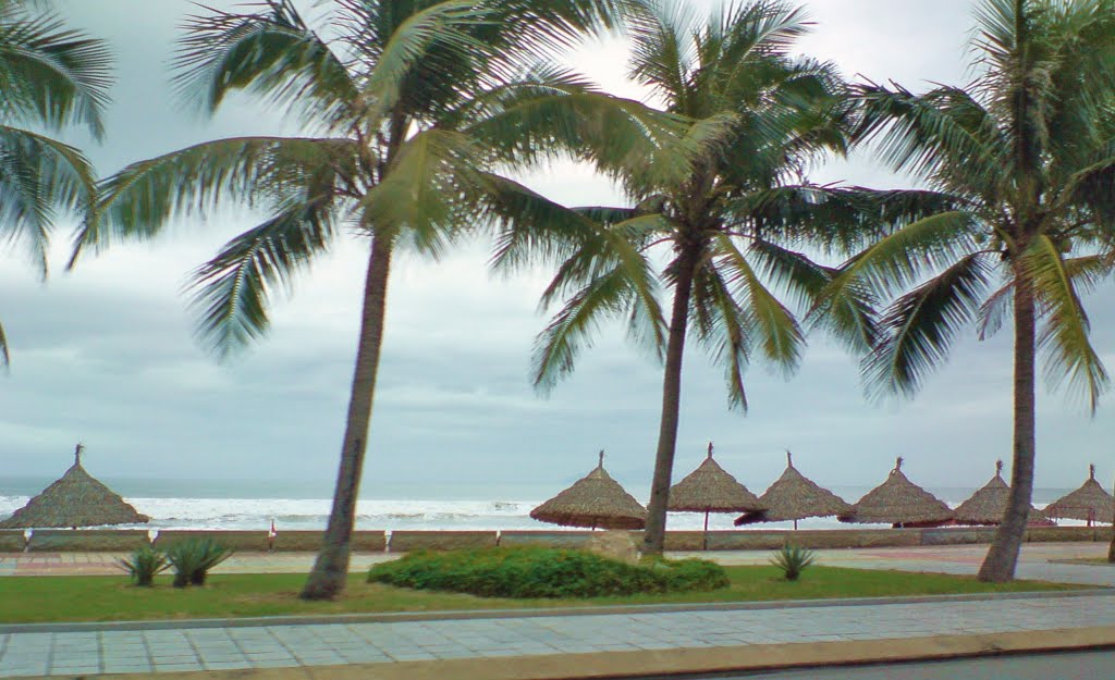 China Beach , Da Nang ... by Michael Caine