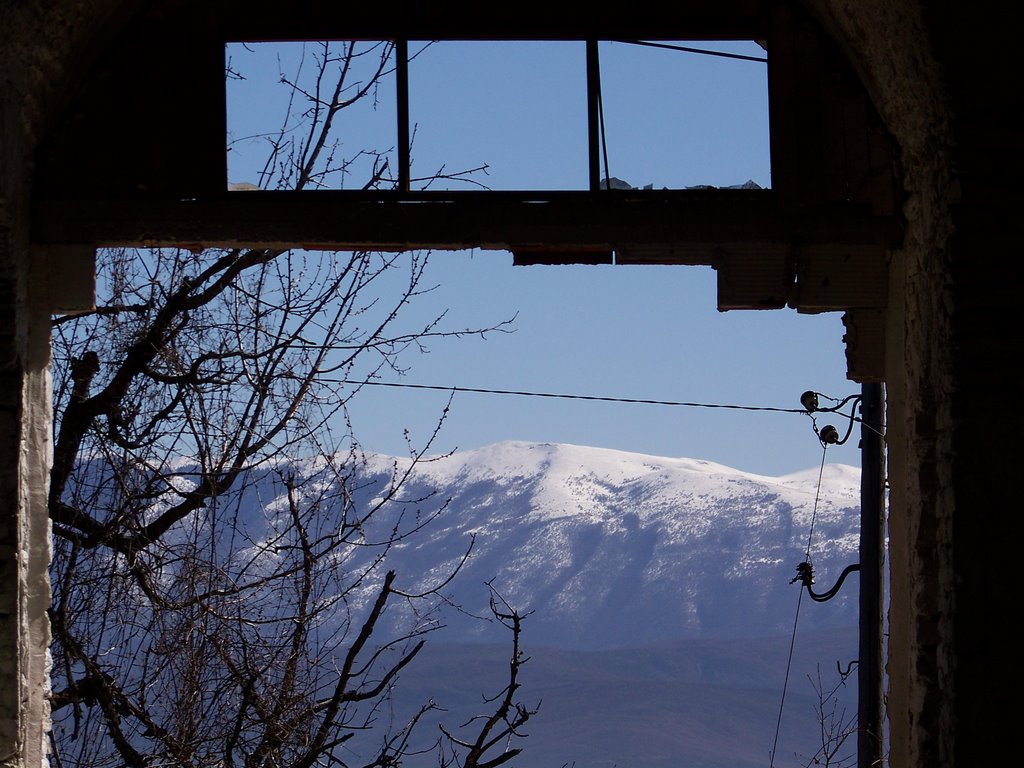 Поглед во рамка кон Сува Гора - внатре од Одаите на Калето (Framed view at mount Suva Gora - from inside the Kale's chambers) by Dragan Josifoski