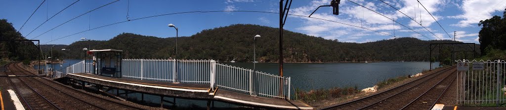 Wondabyne Station at Mullet Creek by WoollyMittens