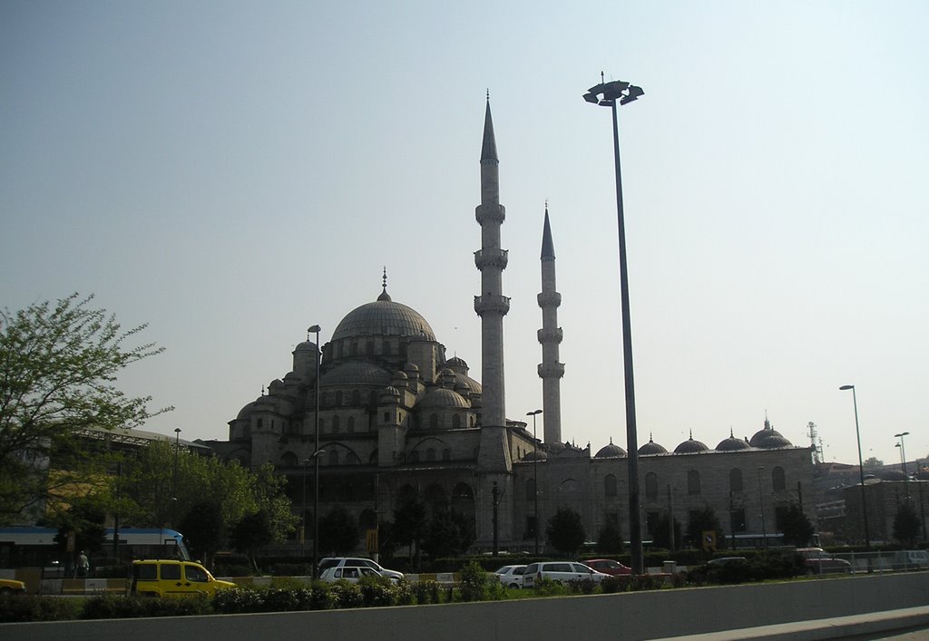 Sultanahmet Mosque by Dmitriy Tkachenko