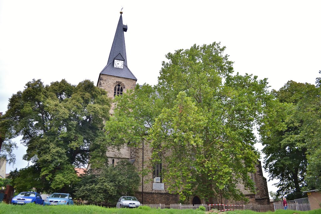 Lutherstadt Eisleben - Blick auf die Nikolaikirche by Canadian Mike