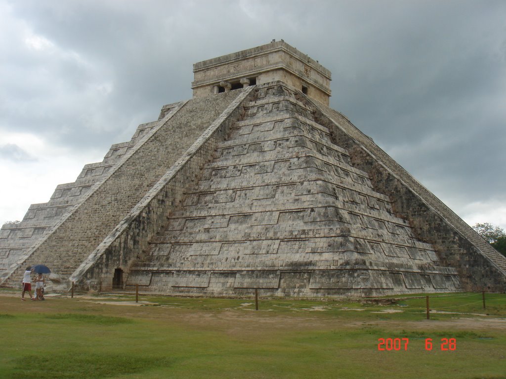 Chichen Itza-06.2007 by cvel