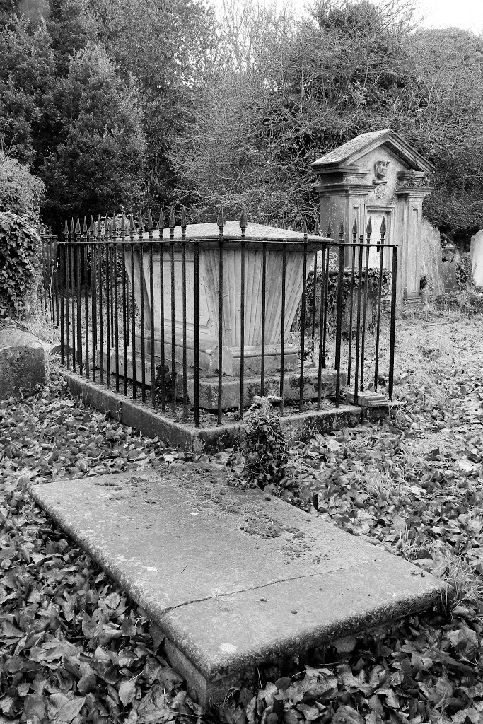 St Lawrence Graveyard, Ramsgate by David Carr