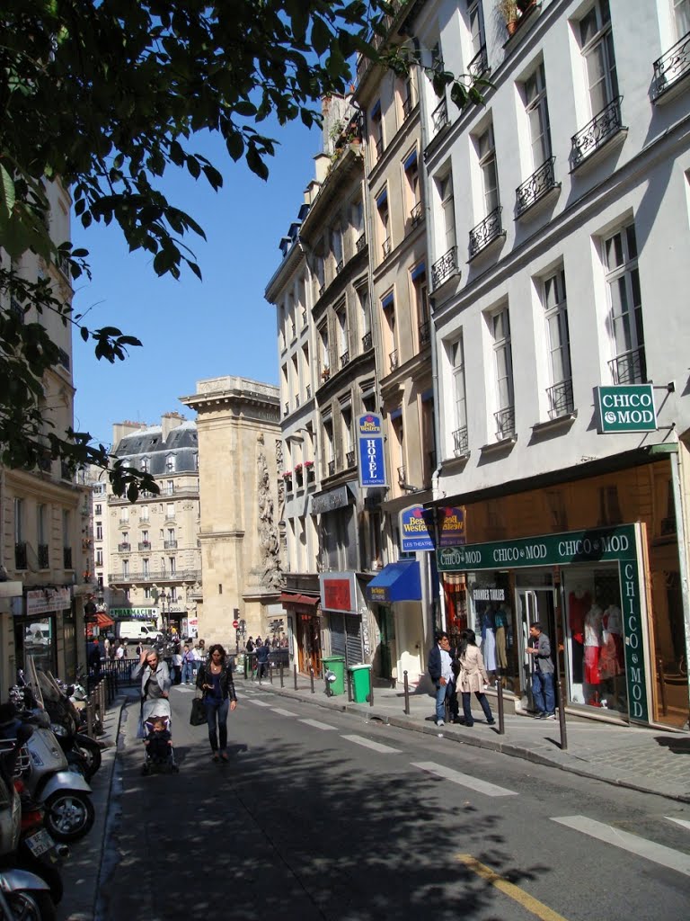 Paris - Passage de Clery - View ENE on Porte Saint-Denis 1672 by Architect François Blondel & Sculptor Michel Anguier by txllxt