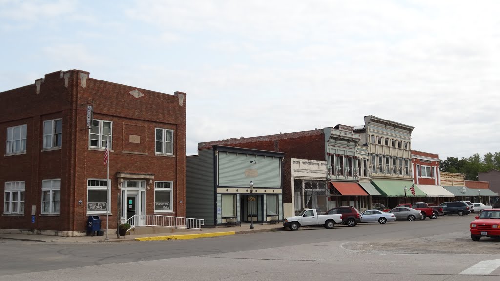 Downtown Bonaparte, IA by chfstew