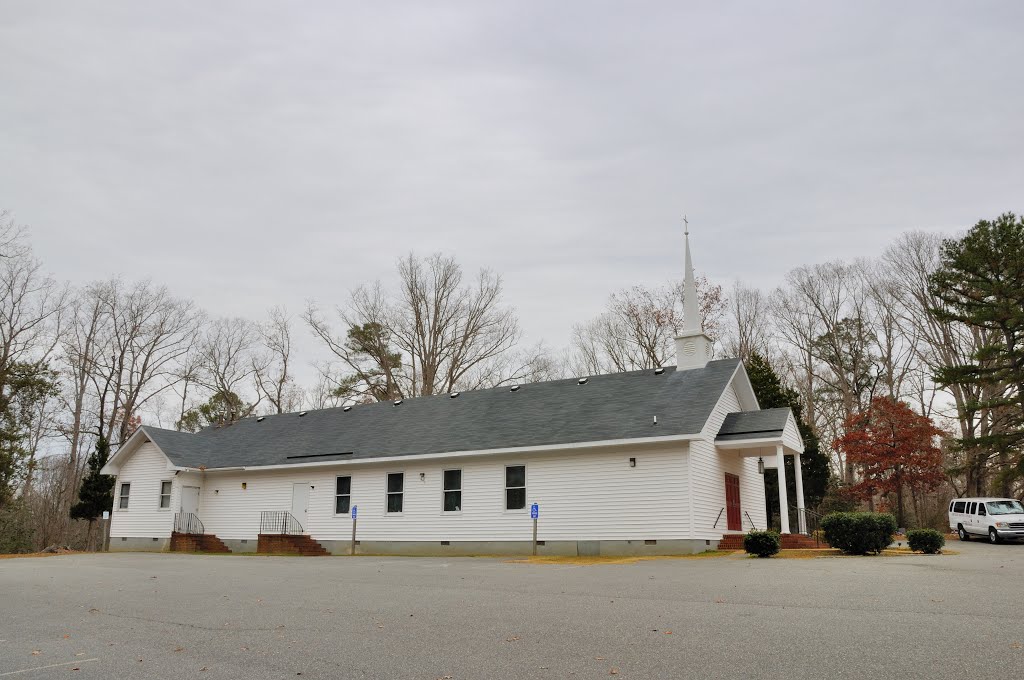 VIRGINIA: NEW KENT COUNTY: LANEXA: Ebenezer Baptist Church, 14410 Rockahock Road (S.R. 649) by Douglas W. Reynolds, Jr.