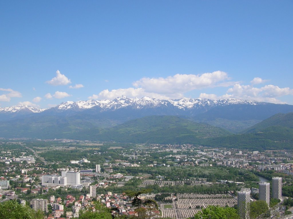 Grenoble by Lafraque