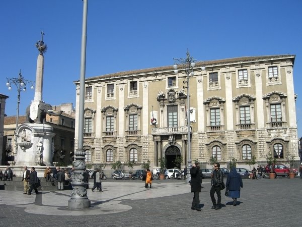 Palazzo degli Elefanti (15/02/2007) by Luigi Taccetta