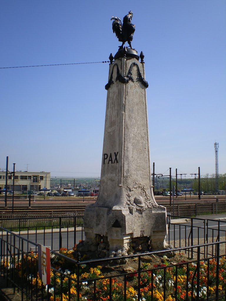 77-Veneux les Sablons monument aux morts by jefrpy