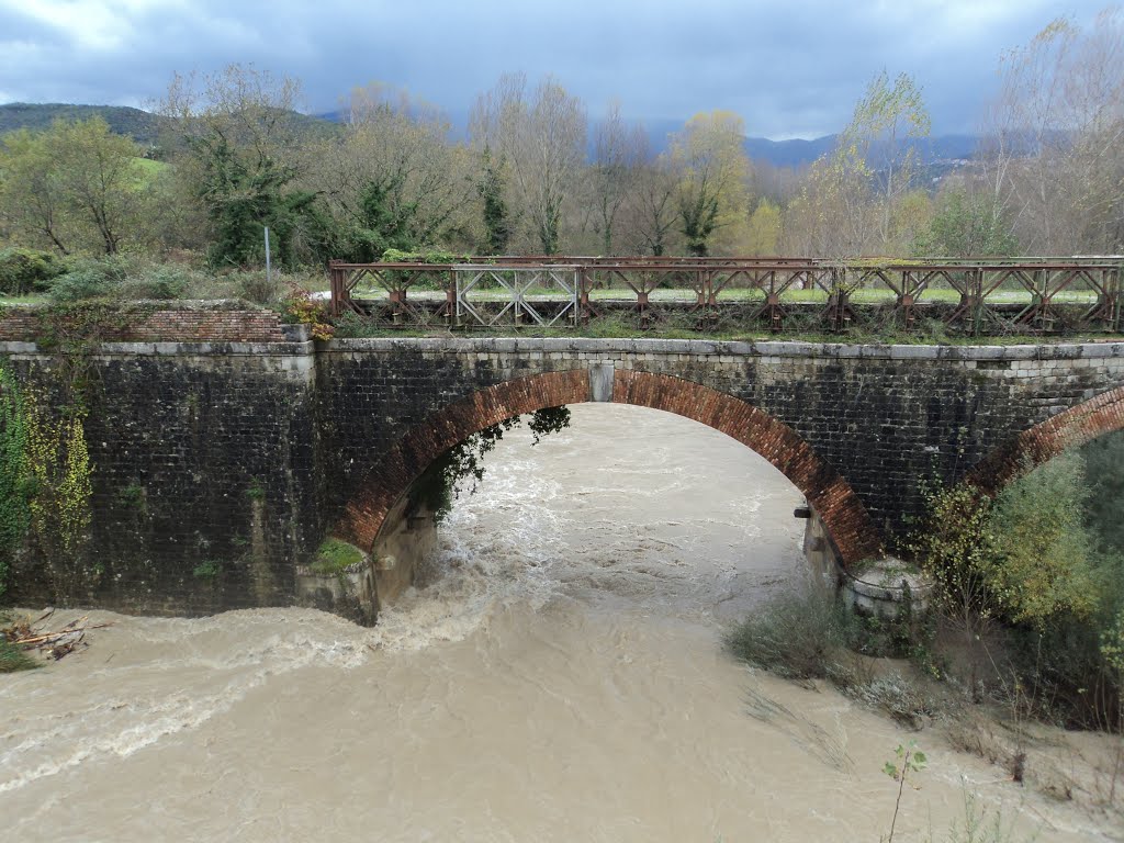 Fiume Fasanella e Ponte delle Sette Luci by Geosergio