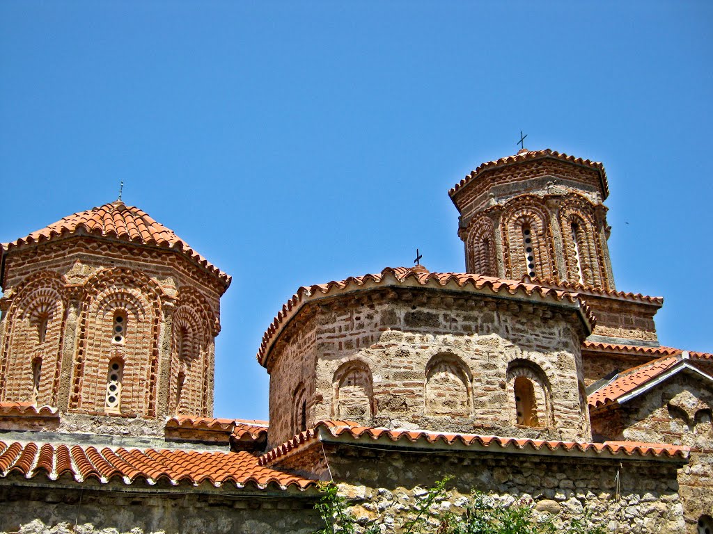 Macedonian churches and Macedonian territory, panoramio presented as Albanian ? WHY by Darko.Onosimoski