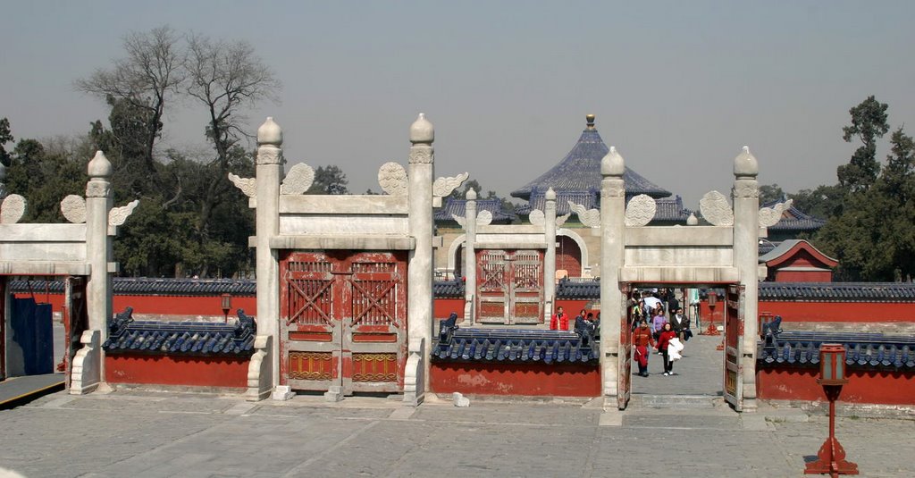 Temple of Heaven. Three Echo Stones by Quique Morrique