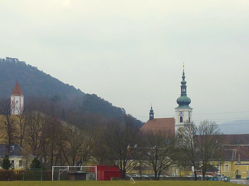 Gr. Bodenberg (504m) links über dem Eremitenhäuschen by fuzzy_von_steyr