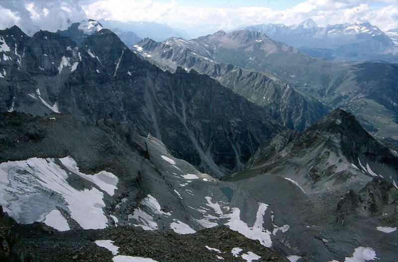 Auf dem Gipfel des Monte Cervandone 3210 müM. / Scherbadung by Norbert Burgener