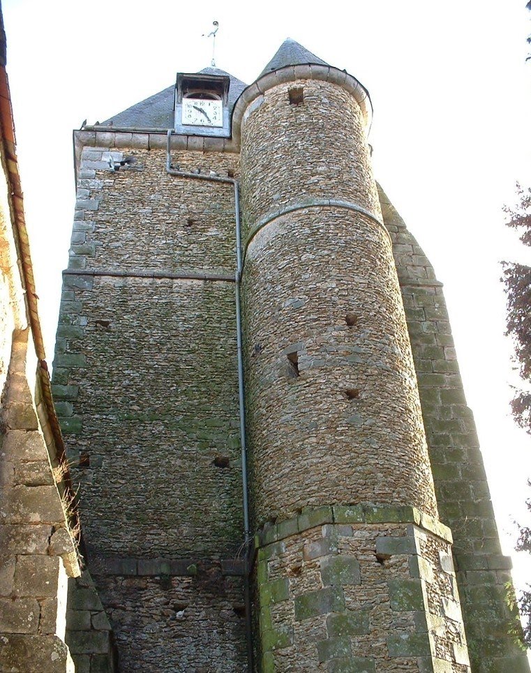 Faverolles : Le Clocher de l'église et son horloge . by Bernard817