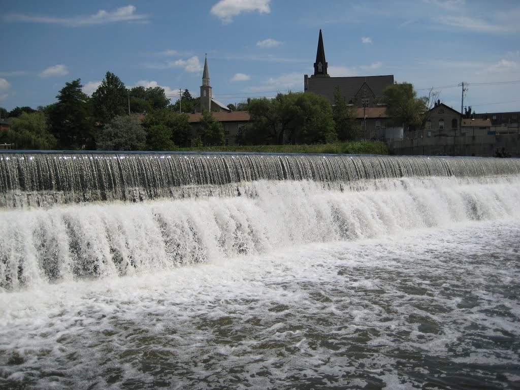 Hespeler Dam by Lady Harley