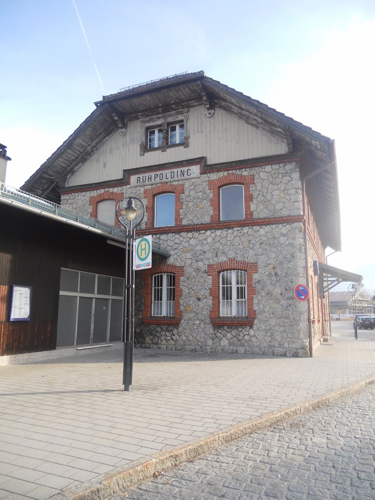 Bahnhof Ruhpolding by Christoph Rohde