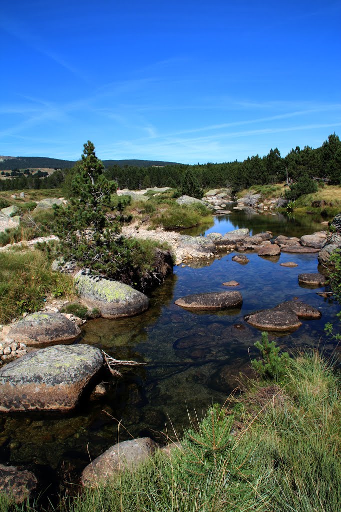 Entre ciel et Tarn by Nicolas Milot