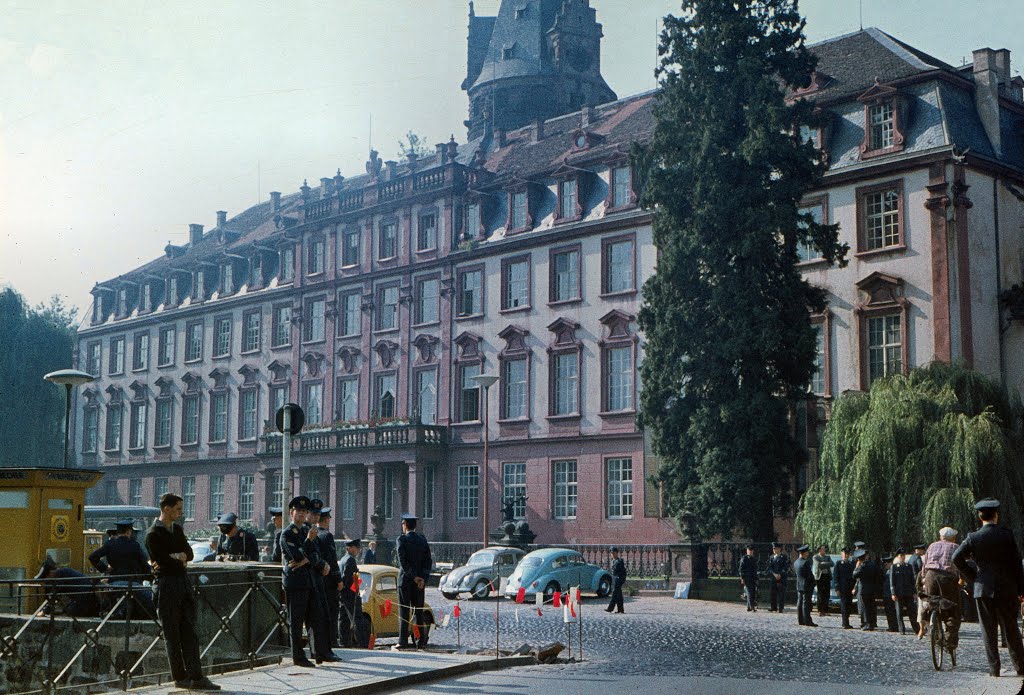 -Erbach- Schloss Erbach (1965) by Markus Freitag