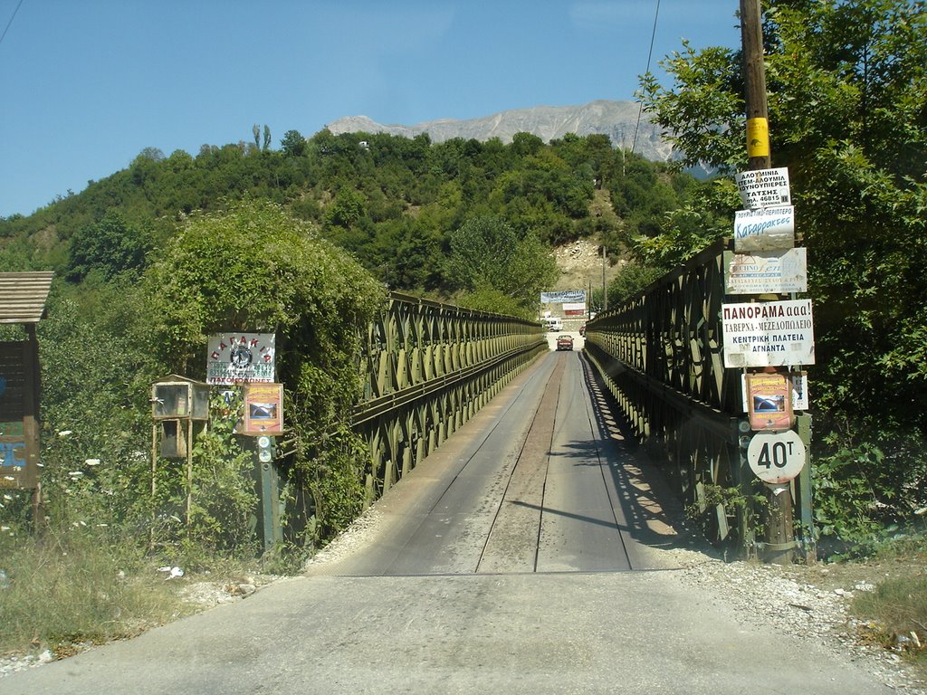 Modern Plaka bridge by Pbek