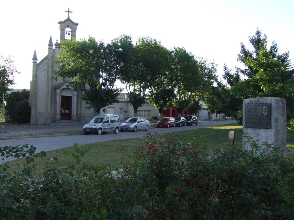 Parroquia Santa Teresita del Niño Jesús - Cte. Nicanor Otamendi by edgardomdq